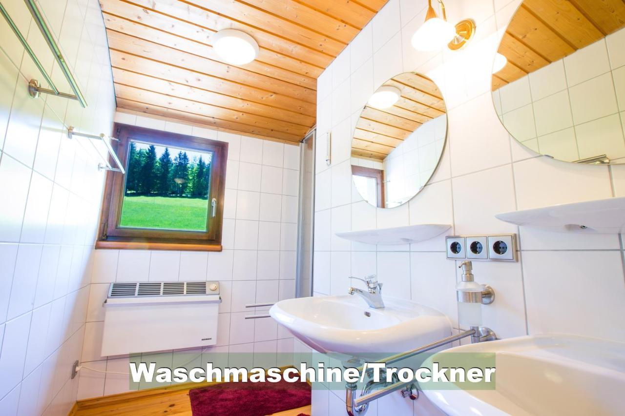 Wohlfuehl-Ferienwohnung 80 Qm, 8 Personen, Aussicht & Heimkino Тодтнау Екстер'єр фото